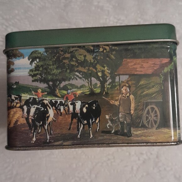 VTG Embossed Cow Tin - Picture 6 of 8